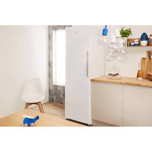 Arca Congeladora Vertical Indesit UI6 F1T W1 | 167x59,5x64,5 cm | 228 L | F | Branco Supply