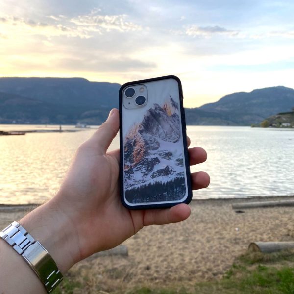 Clear Alps iPhone XR Case With Black Ridge Discount