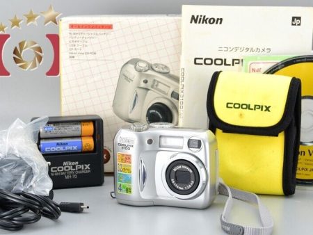 Very Good!! Nikon COOLPIX 3100 Silver 3.2 MP Digital Camera w Box For Sale